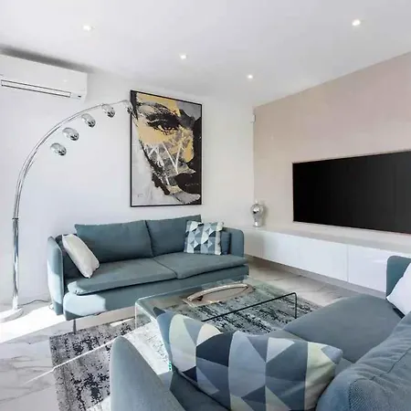 In 45063 Nyaraló Crikvenica