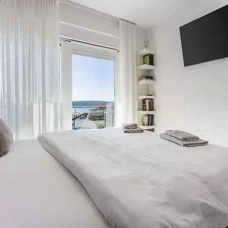 In 45063 * Crikvenica