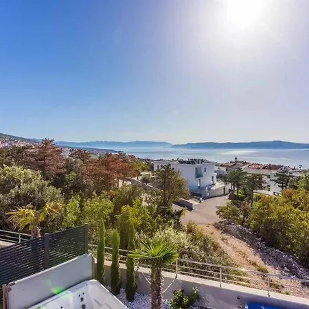 In 45063 Nyaraló Crikvenica